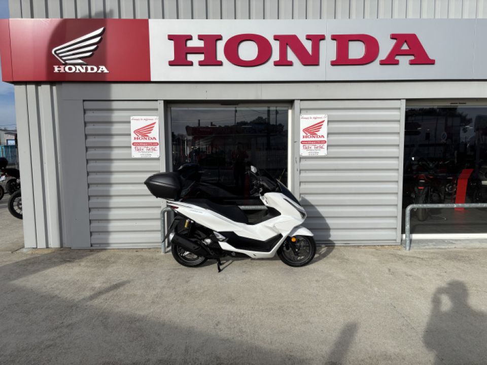 HONDA PCX125 4