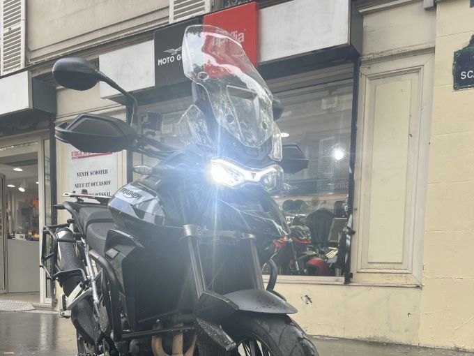 TRIUMPH Tiger 900 GT 4