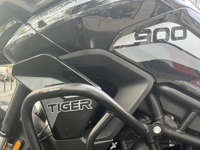 TRIUMPH Tiger 900 GT 4
