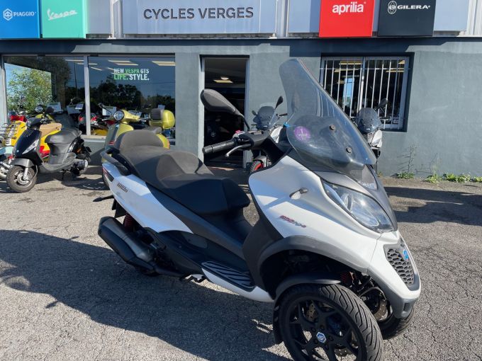 PIAGGIO MP3 500 4
