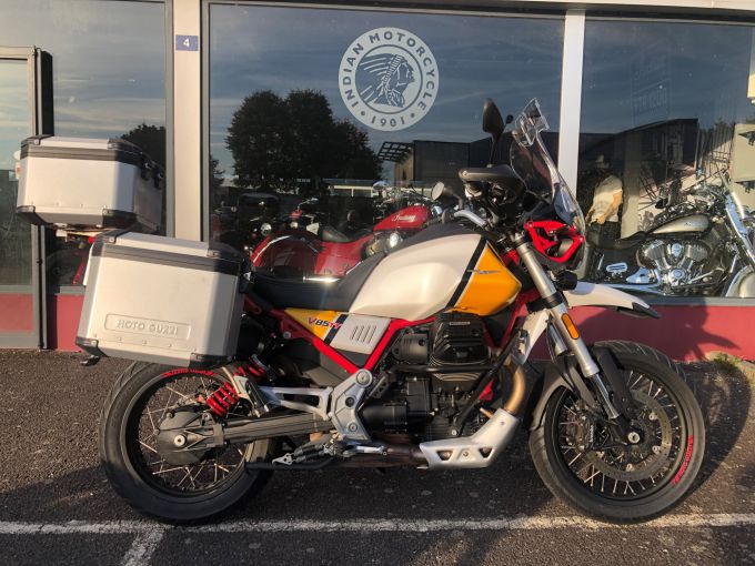 MOTO GUZZI V85 TT 850 4