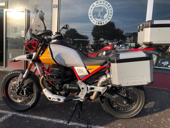 MOTO GUZZI V85 TT 850 4