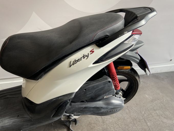 PIAGGIO Liberty 50 IGET 4