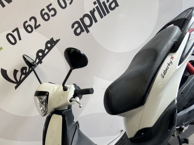 PIAGGIO Liberty 50 IGET 4
