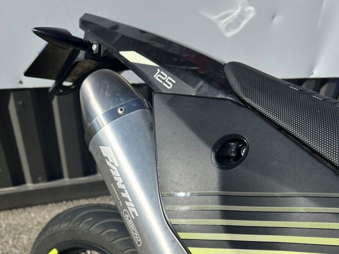FANTIC XEF 125 PERFORMANCE 4