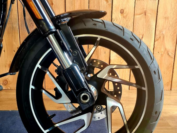 HARLEY-DAVIDSON SOFTAIL SPORT GLIDE 1745 4