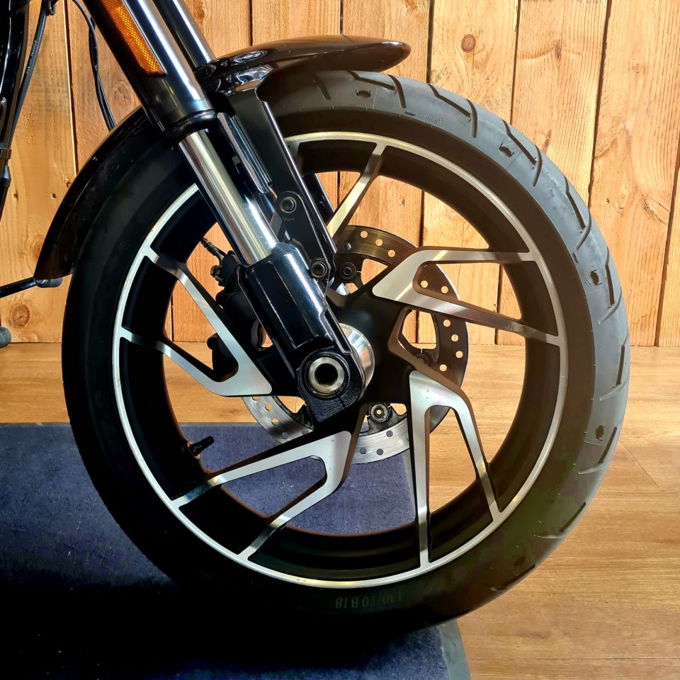 HARLEY-DAVIDSON SOFTAIL SPORT GLIDE 1745 4