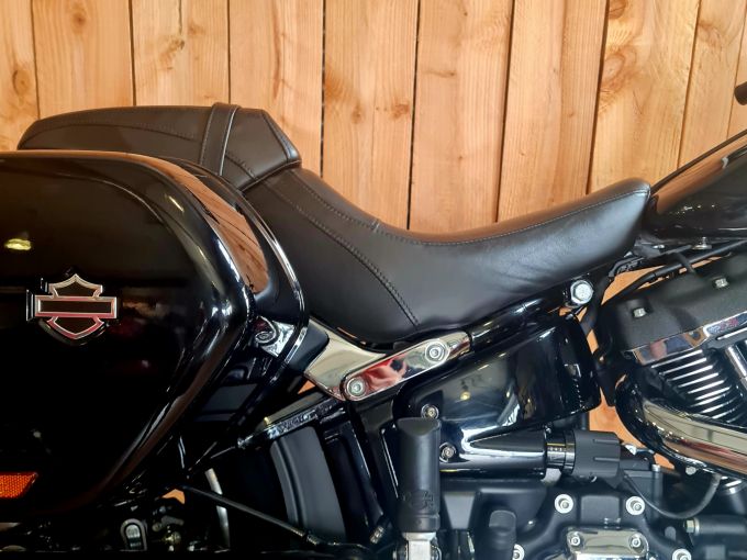HARLEY-DAVIDSON SOFTAIL SPORT GLIDE 1745 4