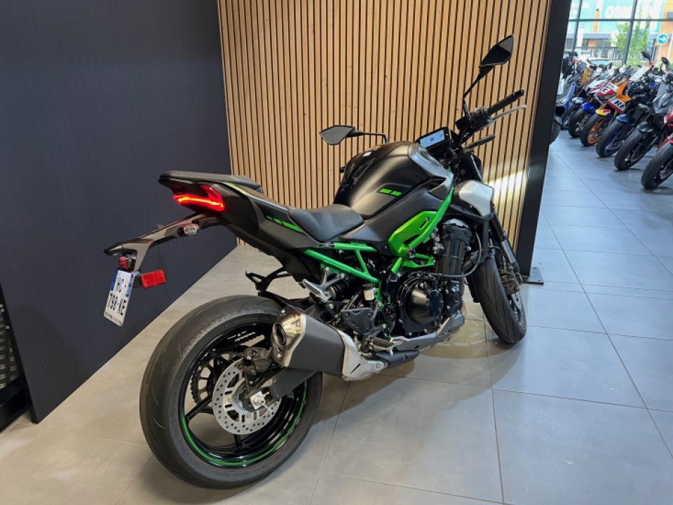 KAWASAKI Kawazaki Z900 4