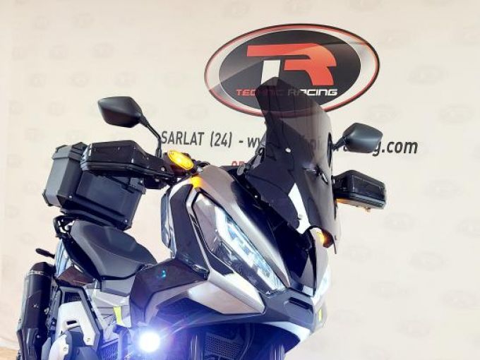 HONDA X-ADV 4