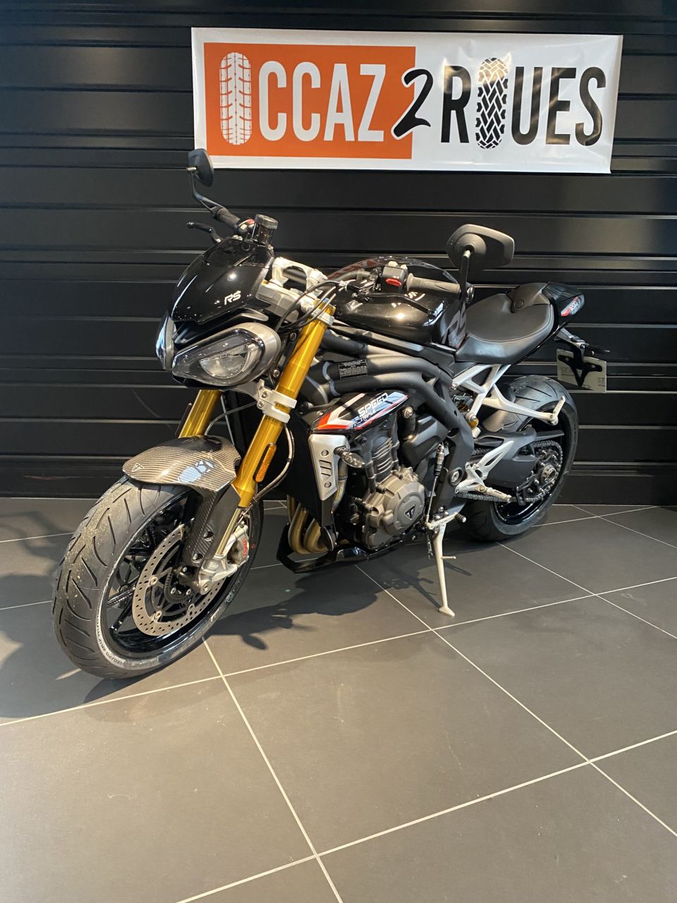 TRIUMPH SPEED TRIPLE 1200 RS 4