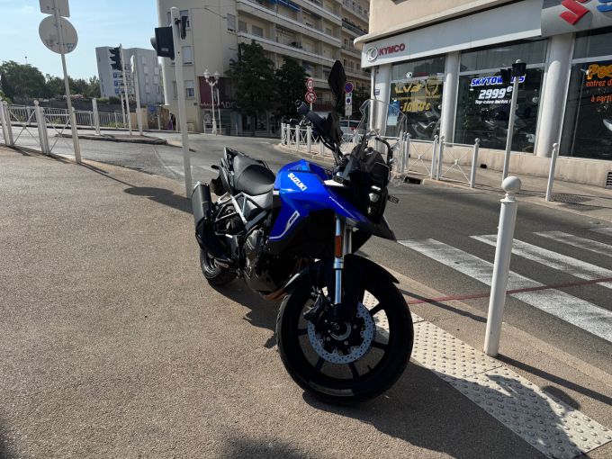 SUZUKI V-STROM 800SE 4