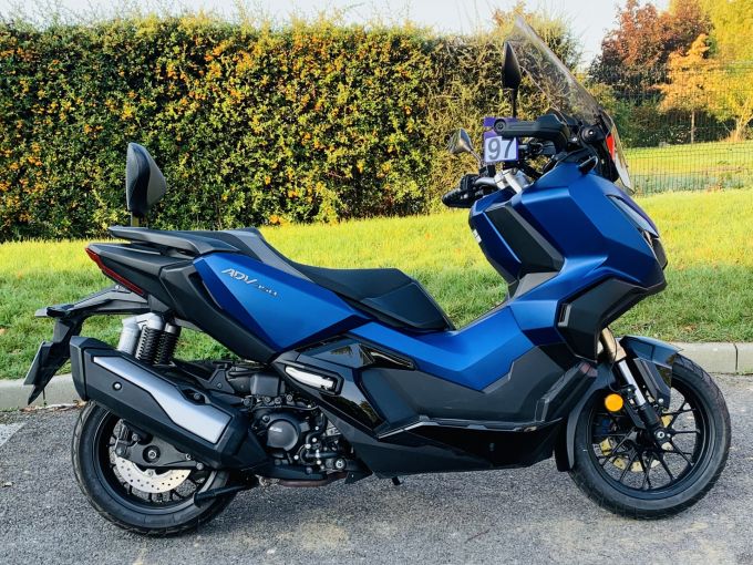 HONDA ADV 350 4