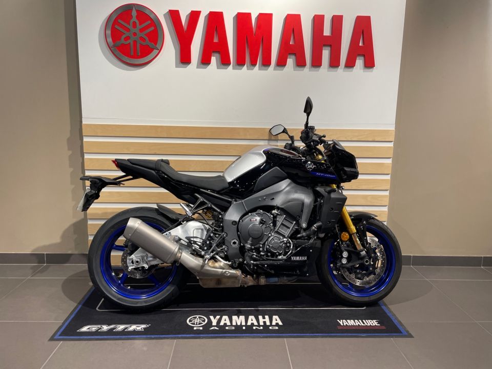YAMAHA MT-10 SP 4