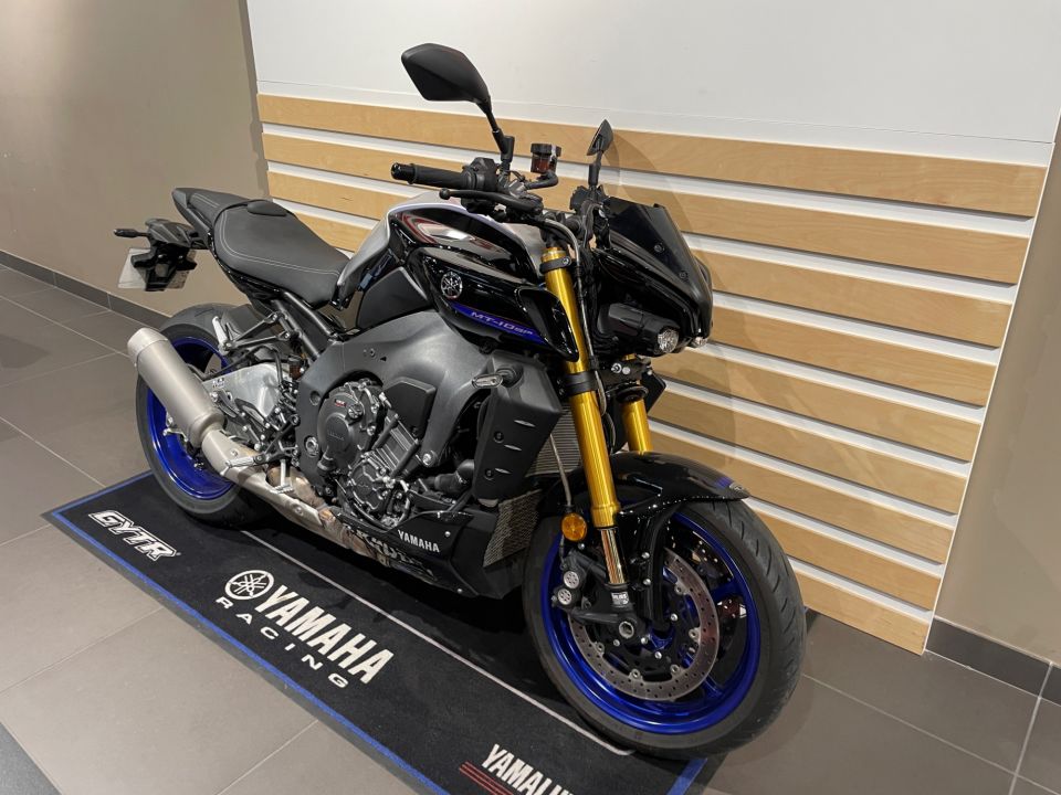 YAMAHA MT-10 SP 4