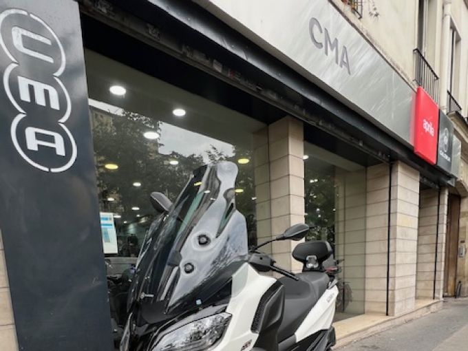 PIAGGIO MP3 400 HPE SPORT ABS ASR 4