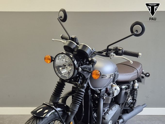 TRIUMPH Bonneville T120 Black 4