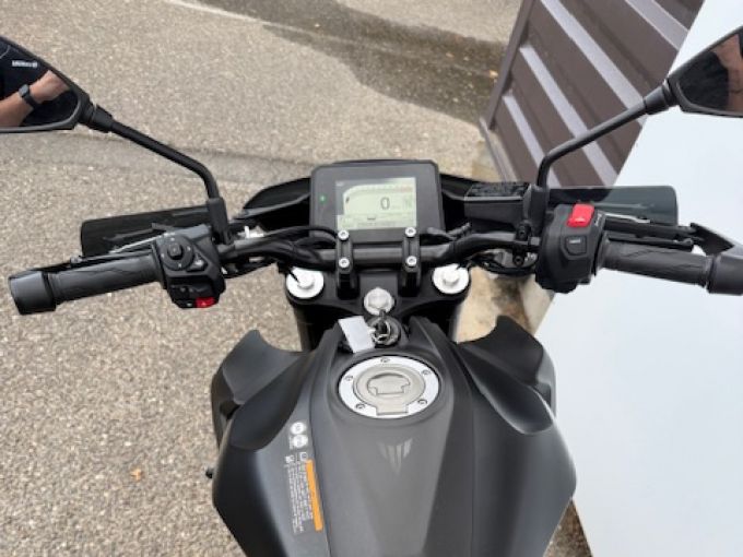 YAMAHA MT-07 (47.5CV) 4