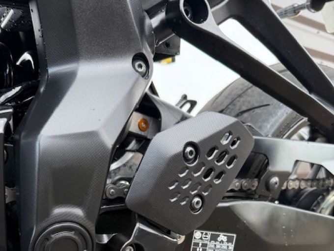 YAMAHA MT-07 (47.5CV) 4
