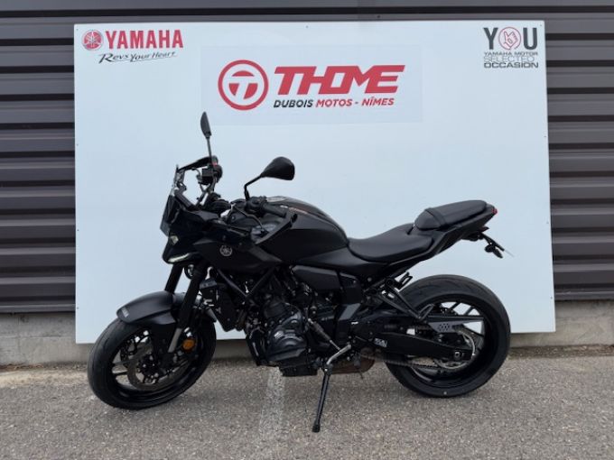 YAMAHA MT-07 (47.5CV) 4