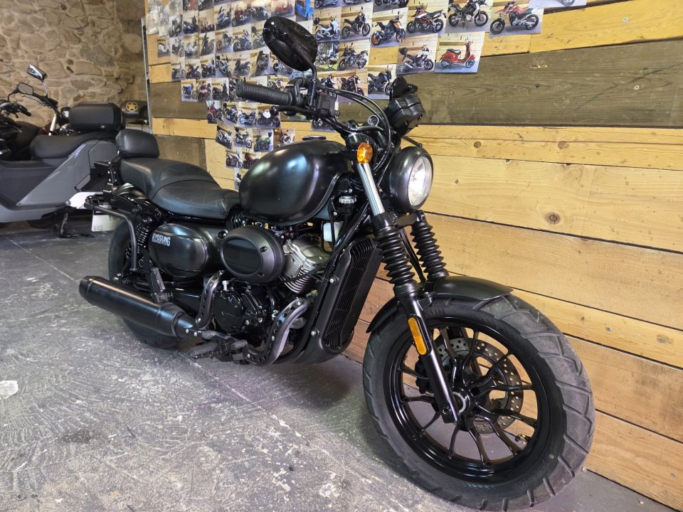 HYOSUNG GV AQUILA 125 4