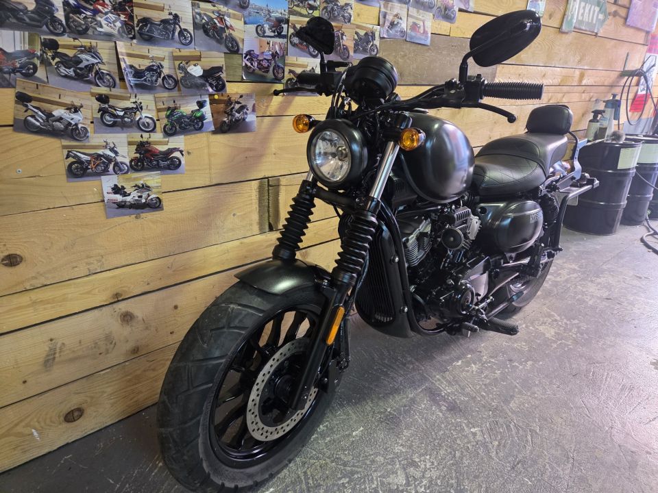 HYOSUNG GV AQUILA 125 4