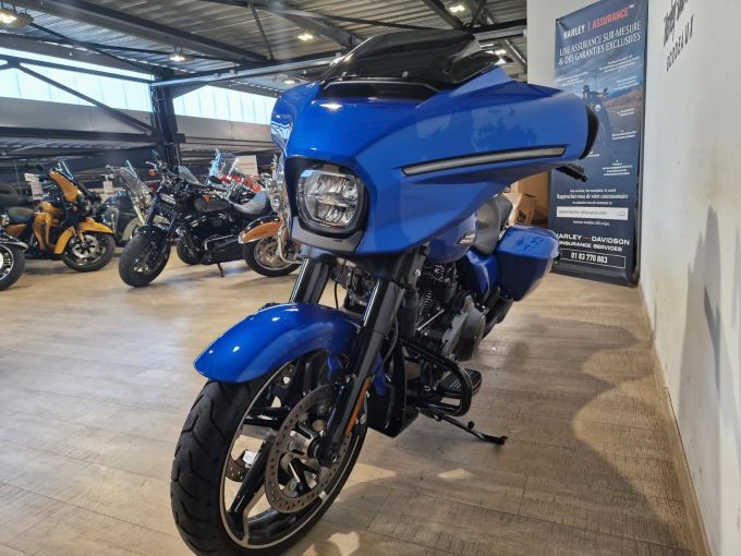 HARLEY-DAVIDSON TOURING STREET GLIDE 1923 4