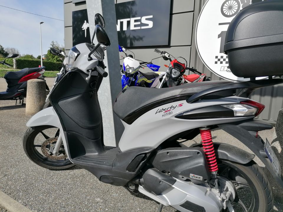 PIAGGIO LIBERTY 125 4