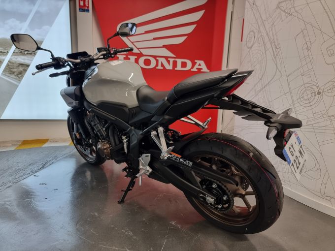 HONDA CB650R Neo Sports Café 4
