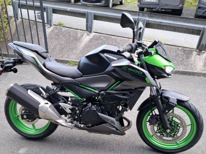 KAWASAKI Z 500 SE 4