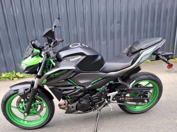 KAWASAKI Z 500 SE 4