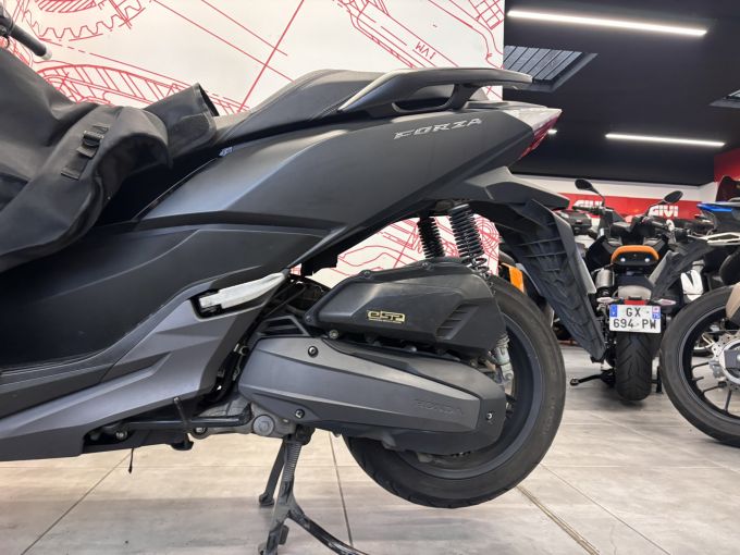 HONDA NSS FORZA 125 4