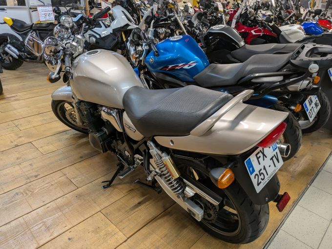 SUZUKI INAZUMA 750 4