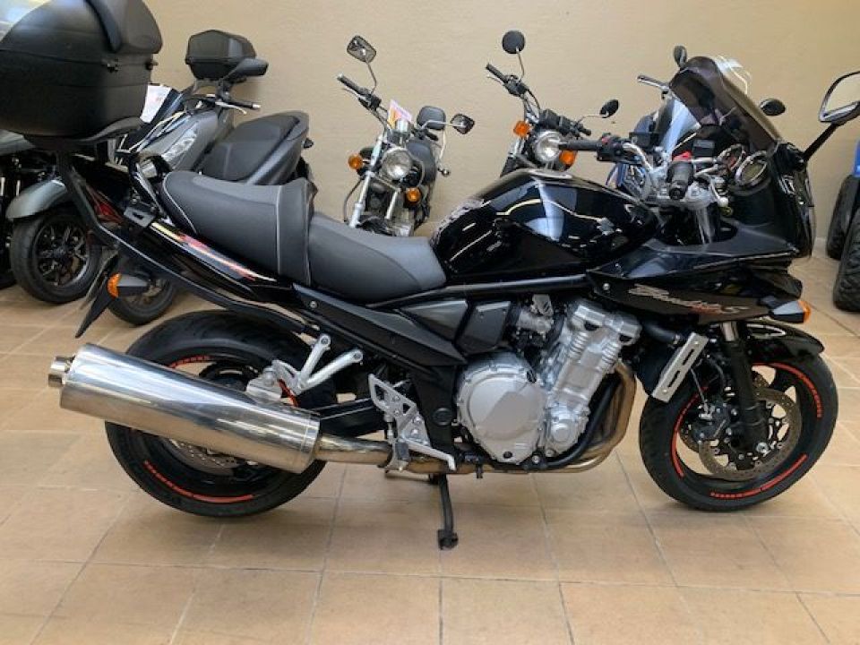 SUZUKI GSF 1250 S BANDIT 4