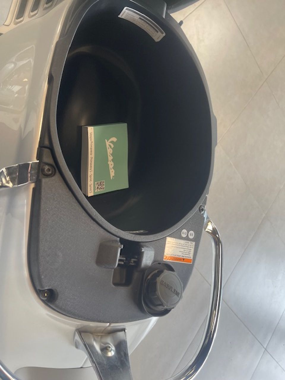 VESPA PRIMAVERA 125 4