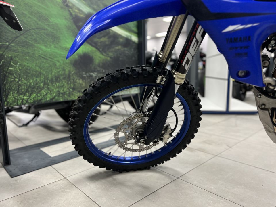 YAMAHA YZ450F 4