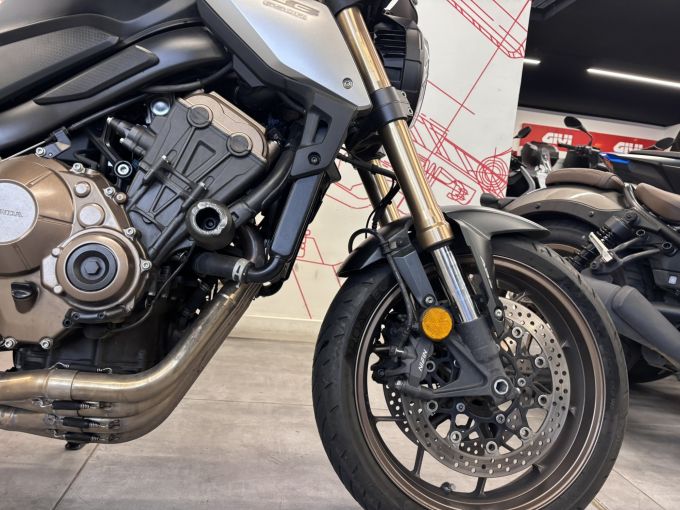 HONDA CB 650 RA 4