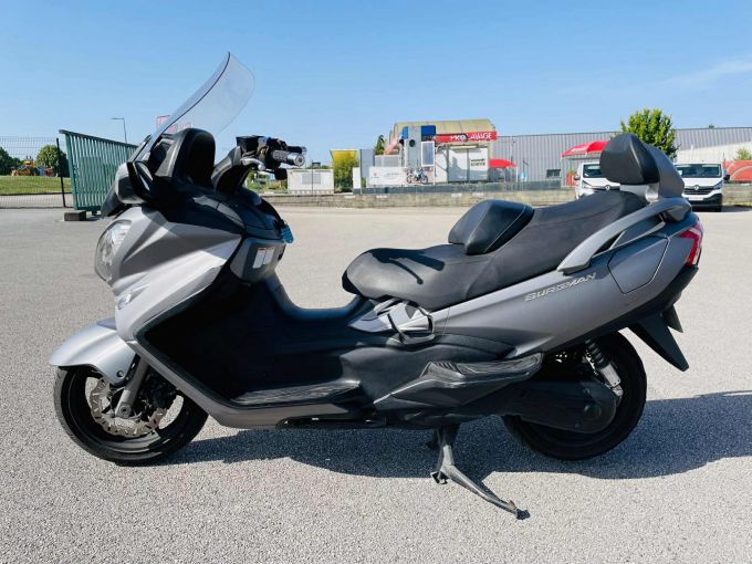 SUZUKI BURGMAN 650 4