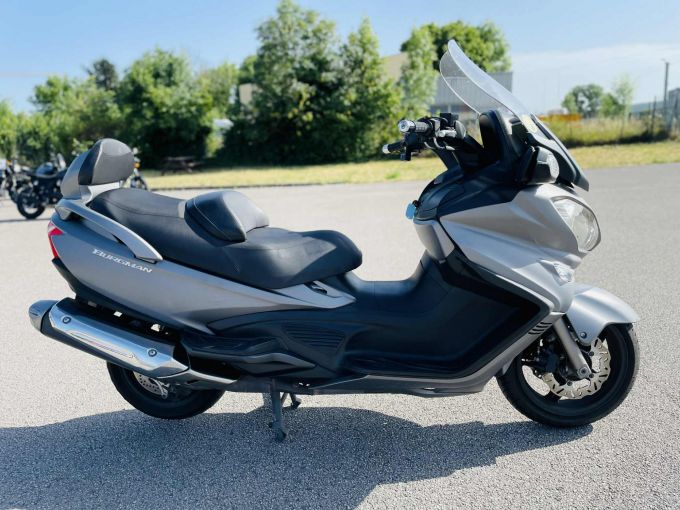 SUZUKI BURGMAN 650 4