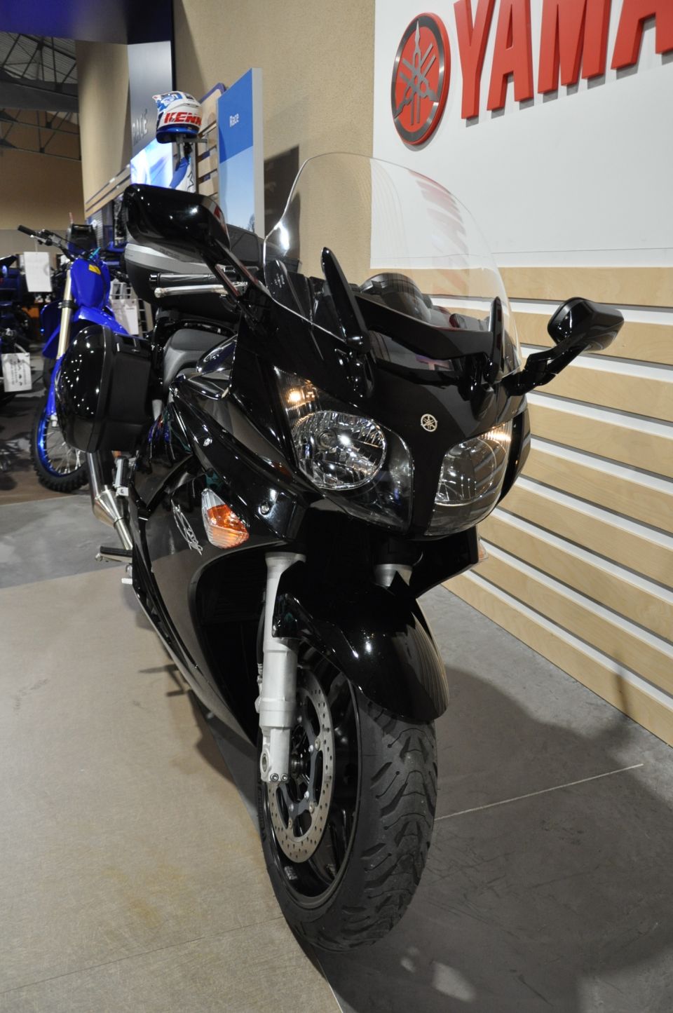 YAMAHA FJR 1300 AS 4