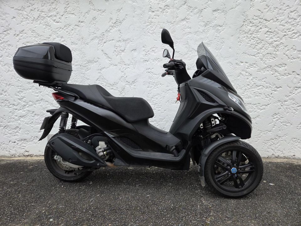 PIAGGIO MP3 300 HPE ABS ASR EURO5 4