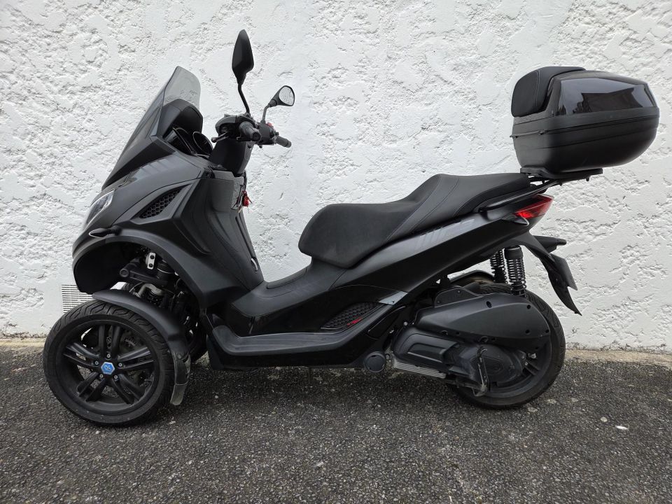 PIAGGIO MP3 300 HPE ABS ASR EURO5 4