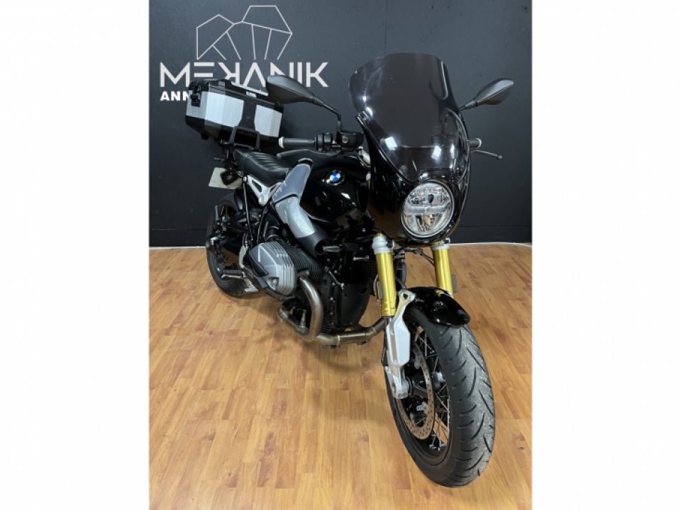 BMW R NineT PURE 4