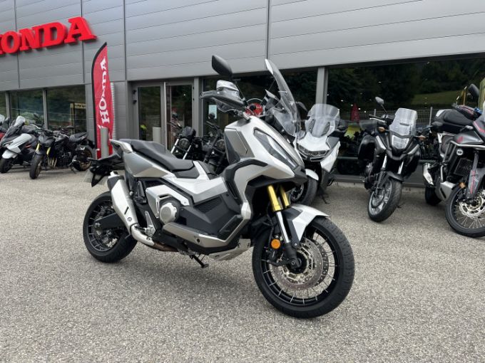 HONDA X-ADV 750 4