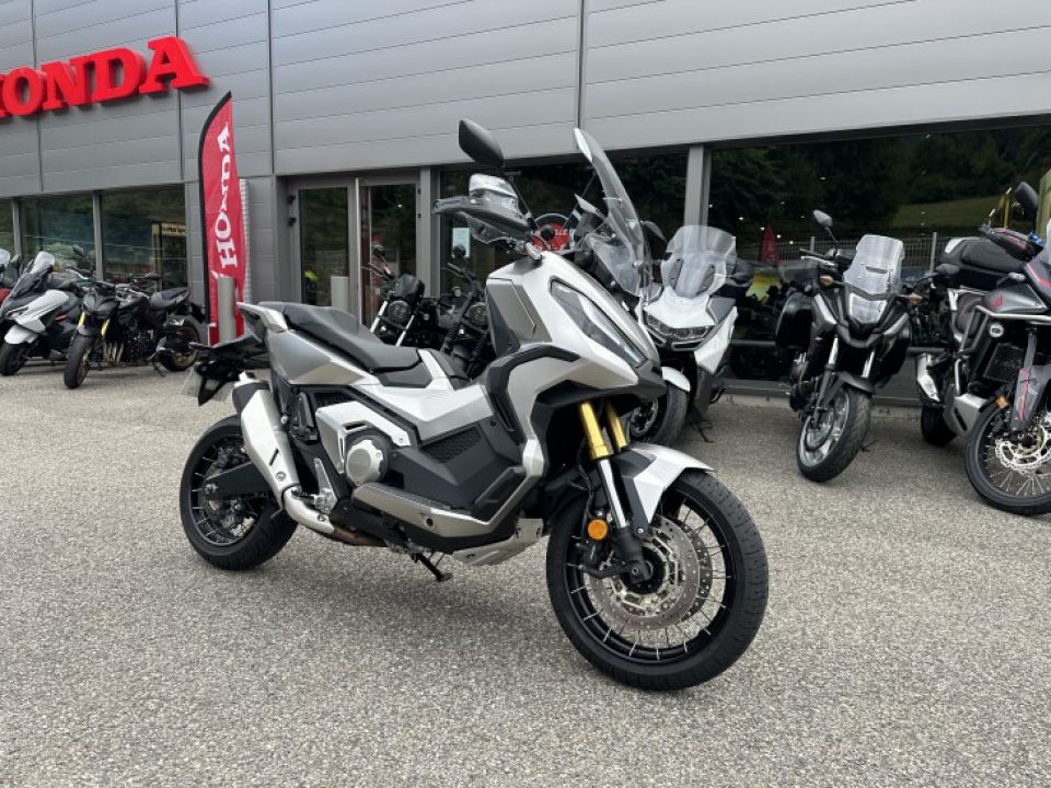 HONDA X-ADV 750 4