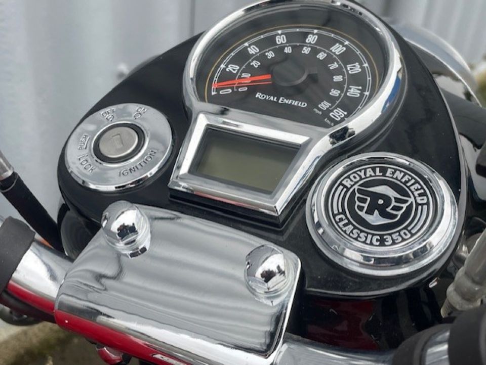 ROYAL ENFIELD CLASSIC 350 CHROME 4