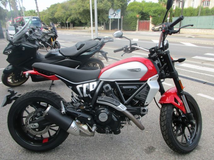 DUCATI SCRAMBLER 4