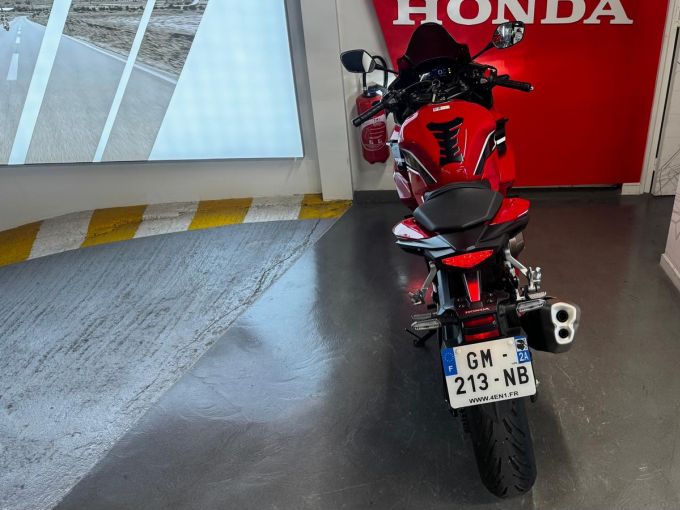 HONDA CBR 500 R 4