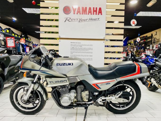 SUZUKI XN 85 TURBO 4