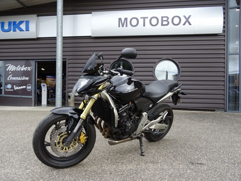HONDA CB 600 F HORNET 4